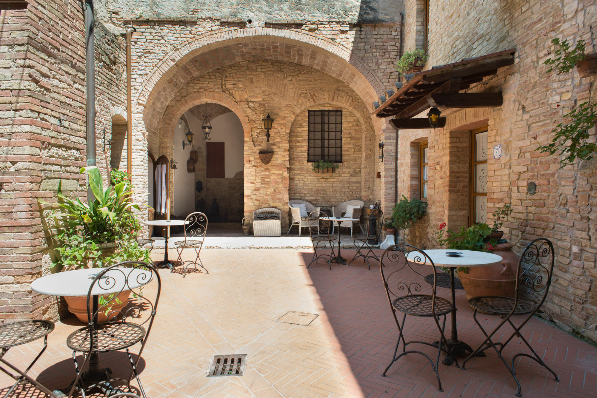 Residenza D'Epoca Palazzo Buonaccorsi Hotel San Gimignano Exterior photo